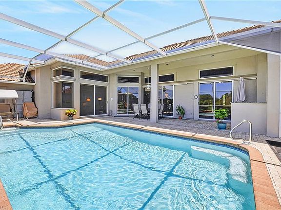 4th image of 11690 Pinewood Lakes DR