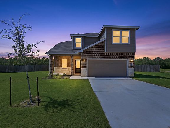 3rd image of 200 Alta Vista Ter