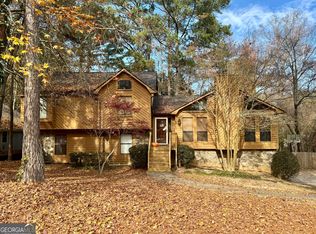 2691 Holly Springs Dr, Snellville, GA 30078