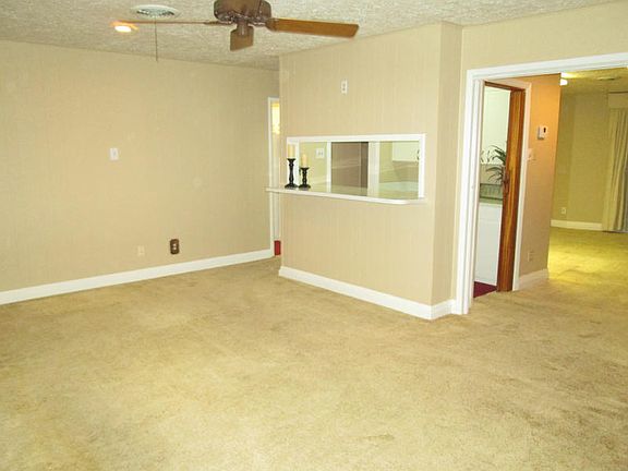 4th image of 9701 Wilkins Dr