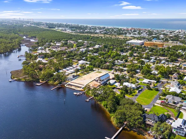 22120 Lakeview Dr, Panama City Beach, FL 32413