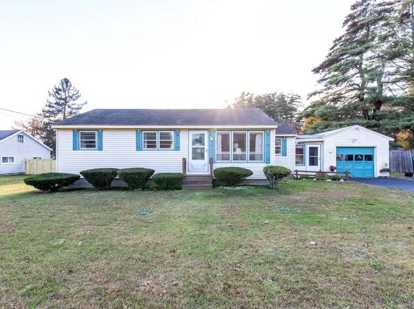 9 Pine Street, Merrimack, NH 03054