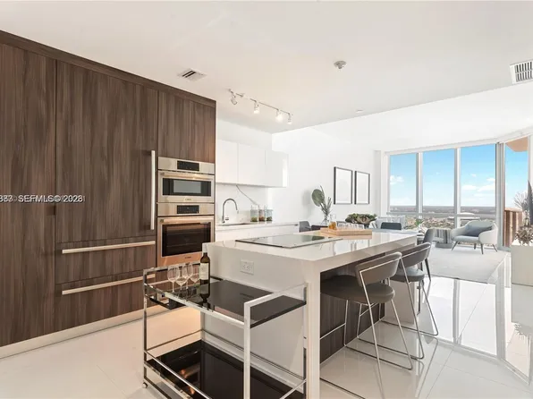 851 NE 1st Ave Unit 4106, Miami, FL 33132