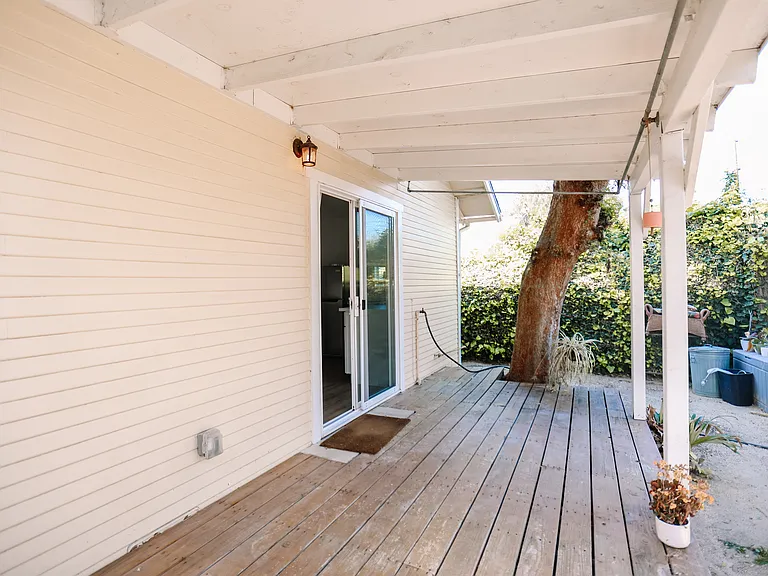 31462 La Matanza St #B — Photo 8