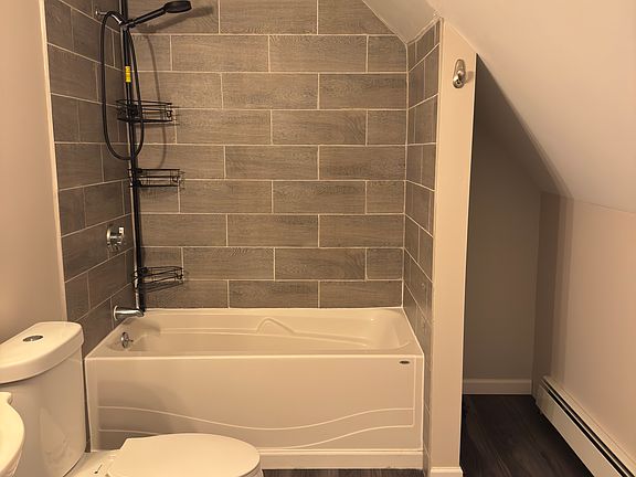 2nd image of 24 Potter St APT 3