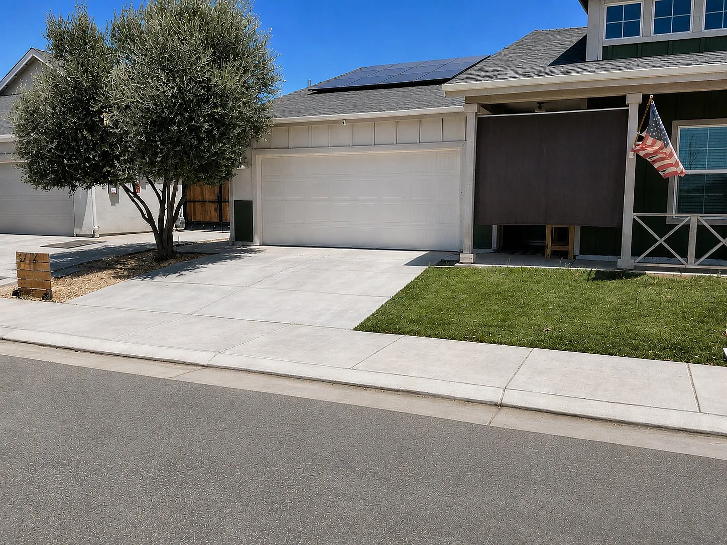4 bed, 1878 sqft, $2,600 — Photo 2