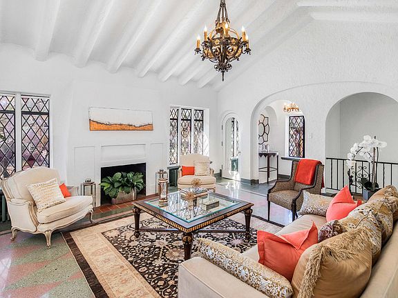 2nd image of 7417 Delmar Blvd #2