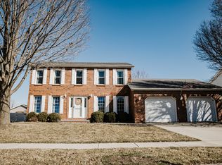 4 Joslin Ct, Bloomington, IL