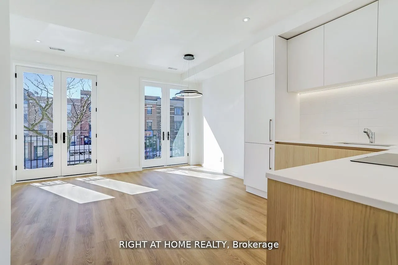 2 bed, $2,600 — Photo 4