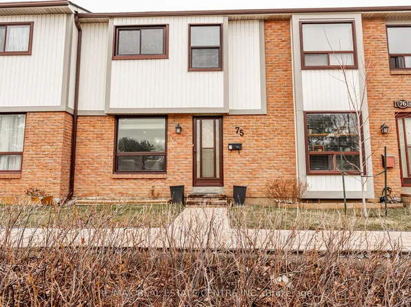 75 McMullen Cres #75, Brampton, ON L6S 3M2