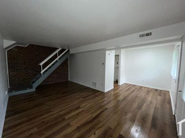 1721 Fountain Rock Way Unit B