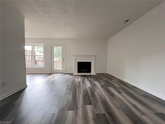 4th image of 1829 N Winds Dr