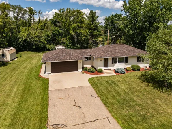 1305 25th St SE, Rochester, MN 55904