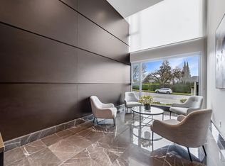 1571 W 57th Ave #305, Vancouver, BC
