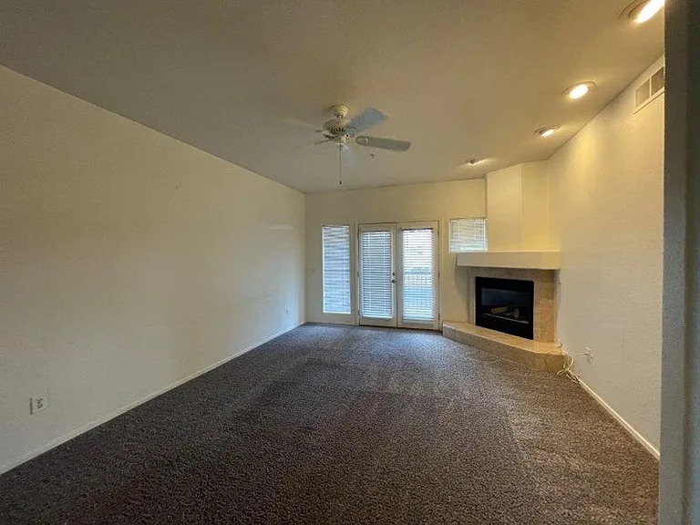 7021 E Earll Dr #210 — Photo 5