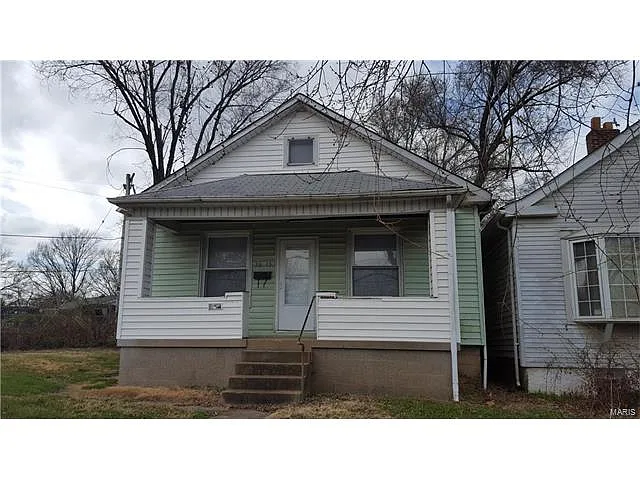 2615 Carson Rd photo 1