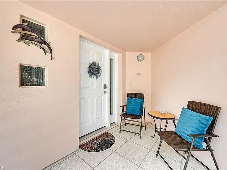 4530 Gulf Shore Blvd N #2-122 — Photo 41