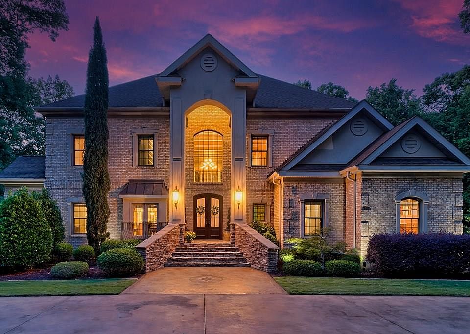 1st image of 103 Ivy Hall Ln