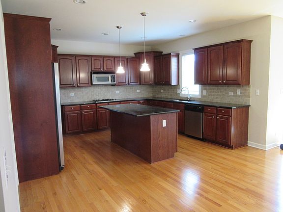 4th image of 25821 Pastoral Dr
