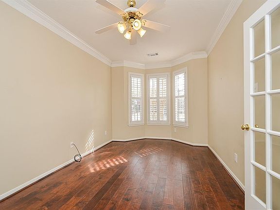 3rd image of 3411 Velasco Ct