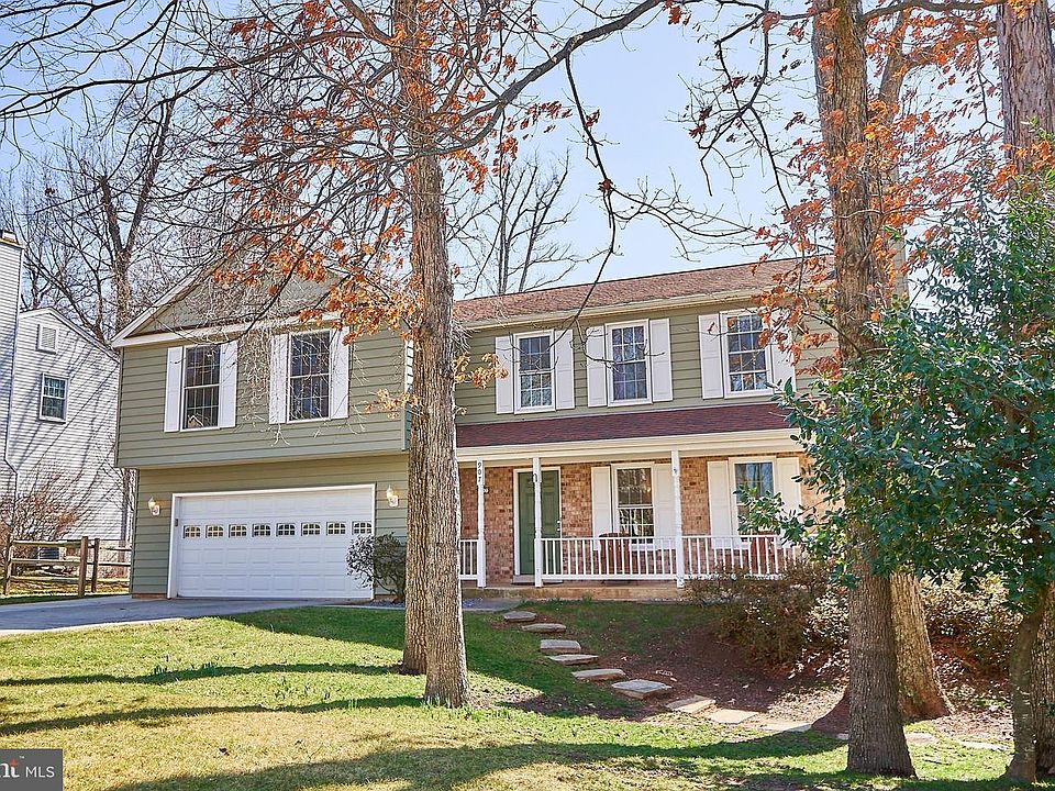 1st image of 907 Young Dairy Ct