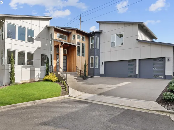 8166 SW 66th Pl, Portland, OR 97223