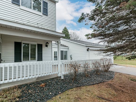 4th image of 2547 Wimbledon Pl