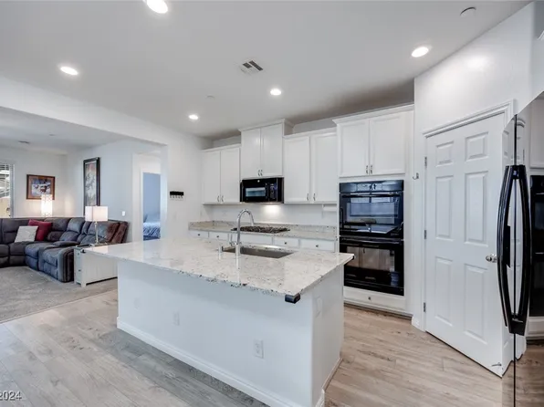 3176 Fern Nook Ave, Henderson, NV 89052