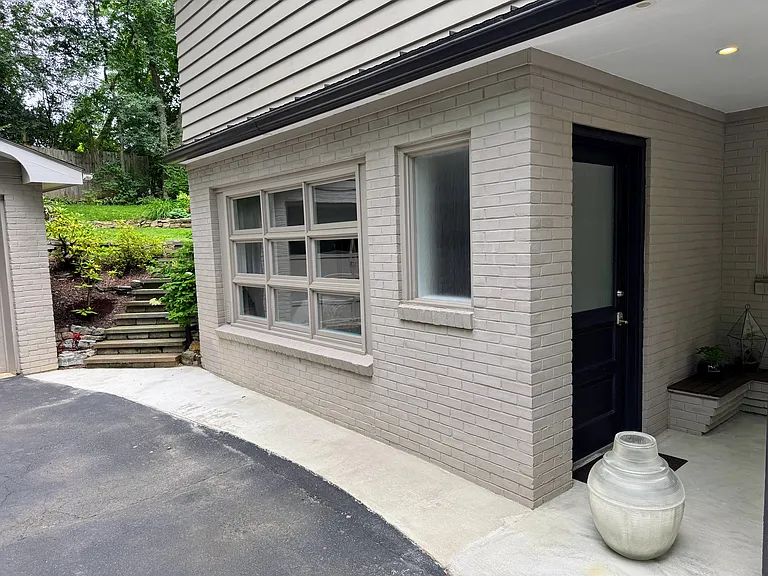 Entrance to apartment