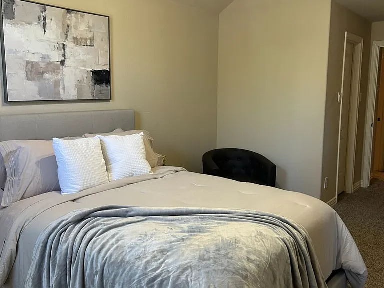 11902 Cedar Creek Dr #5 — Photo 13