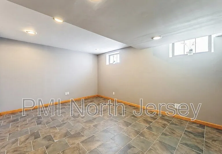 150 Pleasant Ave — Photo 21