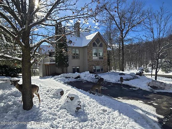 3rd image of 64 Longview Dr