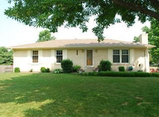 176 Peachtree Dr, Versailles, KY 40383