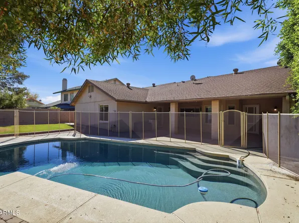 1906 E CAROLINE Lane, Tempe, AZ 85284