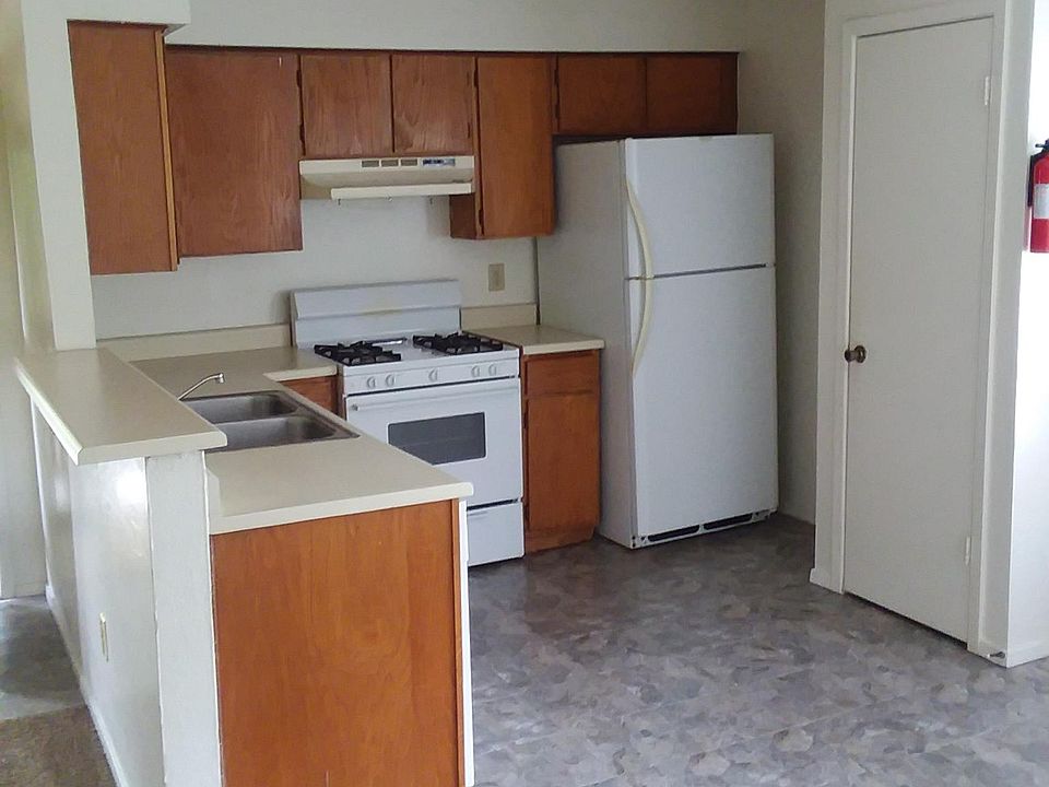 1st image of 813 Bracewood Cir APT C