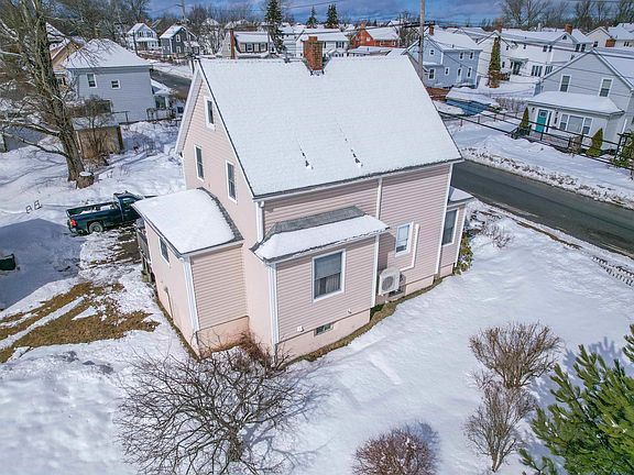 3rd image of 258 Terrace St