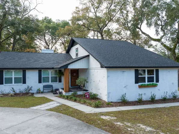 806 NW Fairway Dr, Lake City, FL 32055