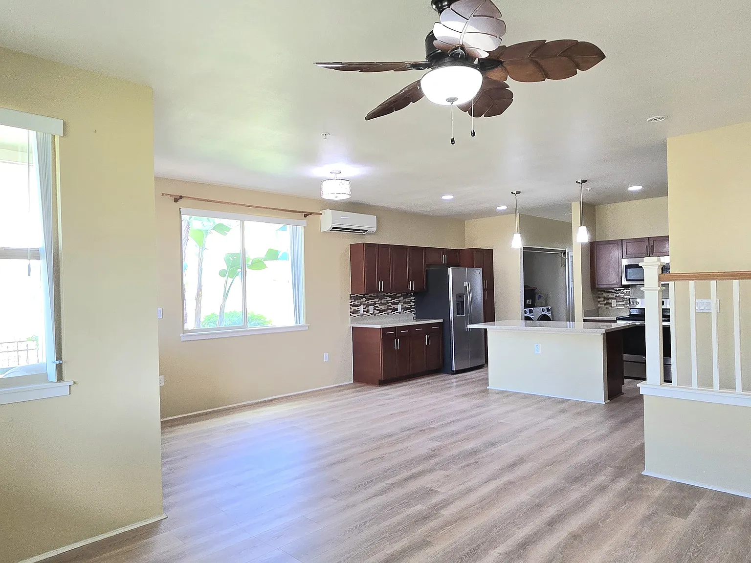 3 bed, 2.5 bath, 1432 sqft, $3,800 — Photo 1