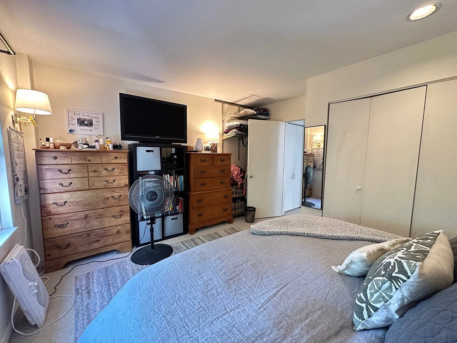 2 bed, 1.0 bath, 1000 sqft, $3,450 — Photo 4