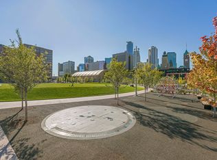 East Village, Minneapolis, MN 55404