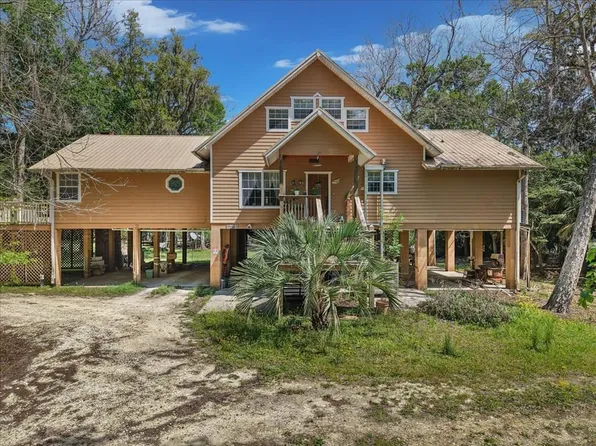 124 NE 824th St, Old Town, FL 32680