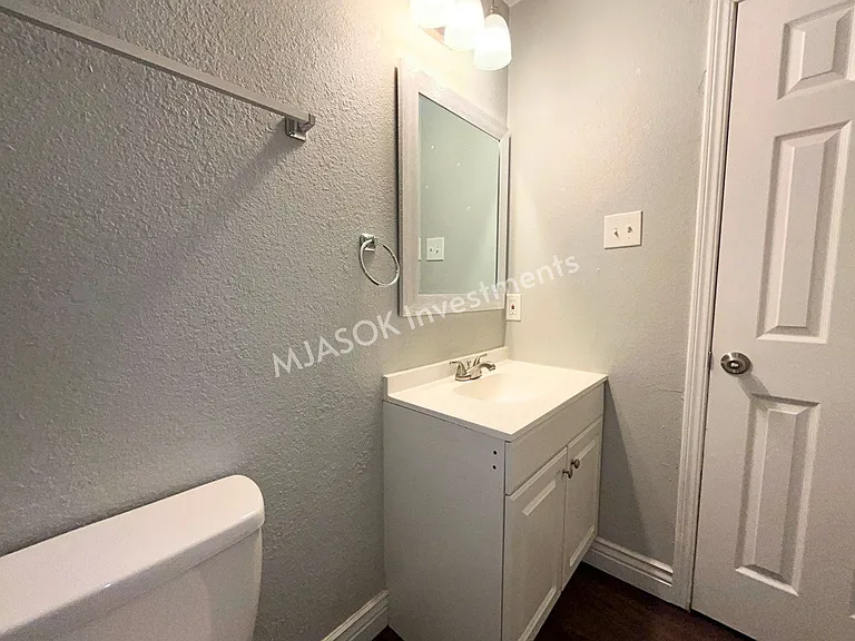 2709 NW Hilltop Dr — Photo 16