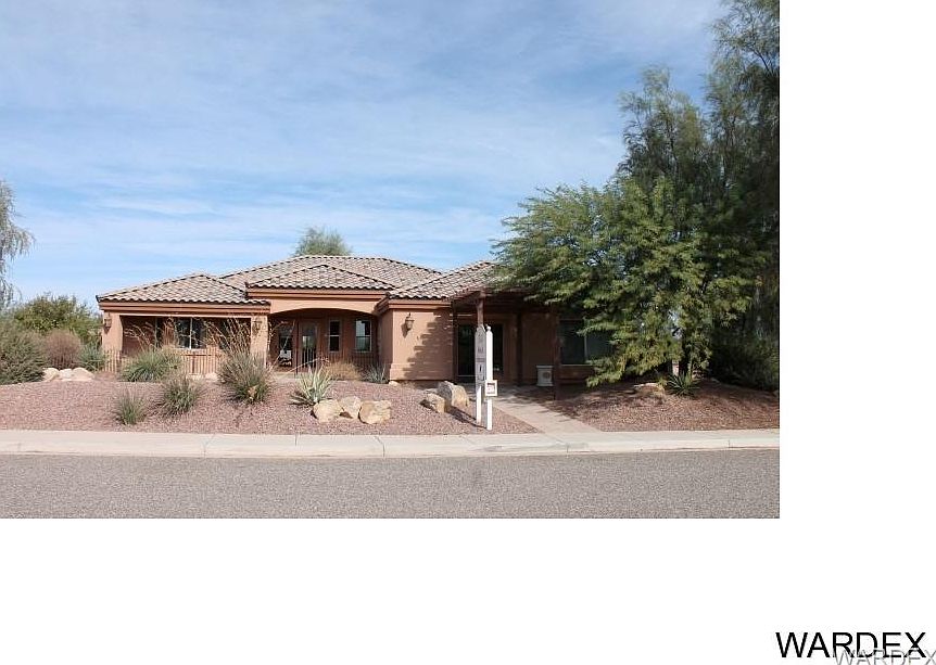 1st image of 11 Torrey Pines Dr S
