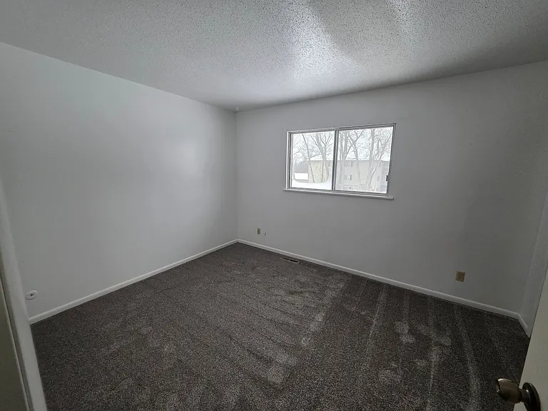 342 E Park Ave — Photo 20