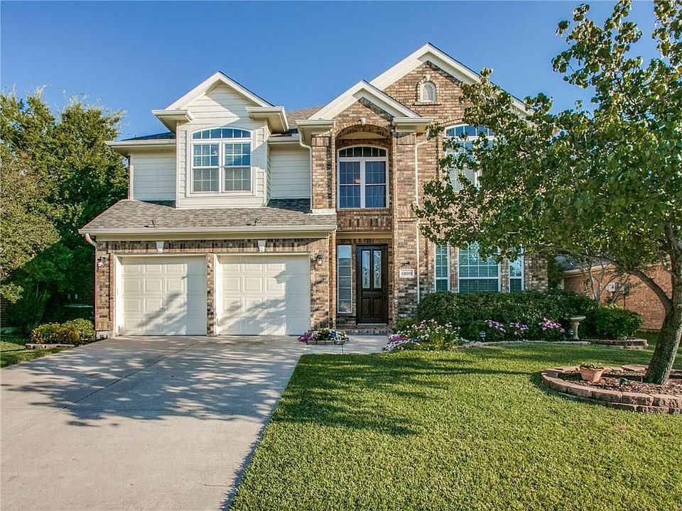1st image of 1900 Flatwood Dr