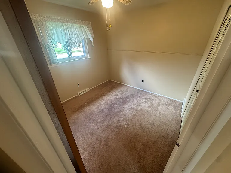14715 Leblanc Ave — Photo 6