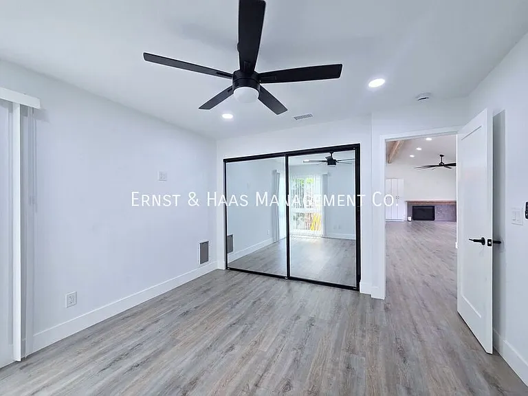 3041 Yellowtail Dr — Photo 17