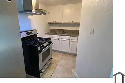 1520 S Casino Center Blvd #40 — Photo 15