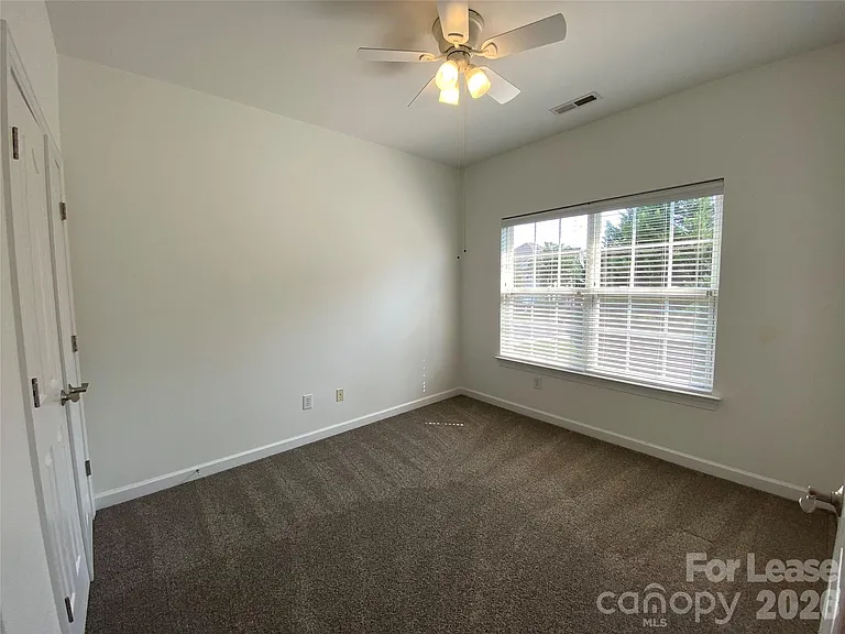 15313 Pahlmeyer Ln — Photo 27