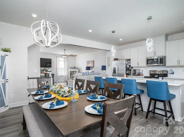 1937 Tupelo Grove Ln, Gastonia, NC 28054